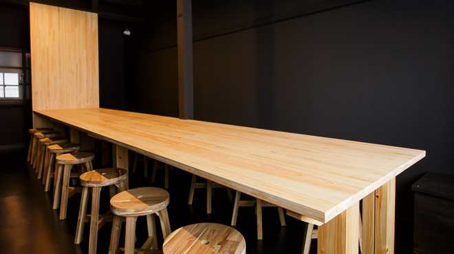 二楼桌子(16个座位),2nd floor tables (16 seats), 2층 테이블 (16석), 二楼桌子(16个座位)